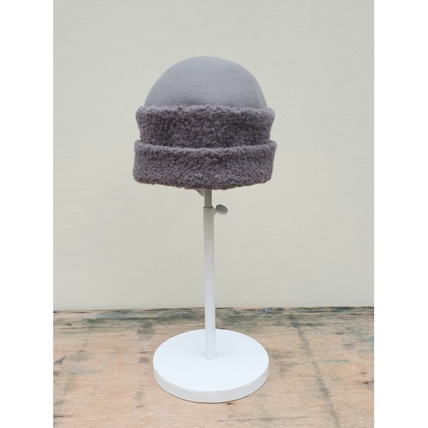 Julie Dubois skrybėlė